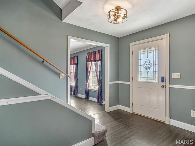 9 Parklane Drive, Troy, IL 62294