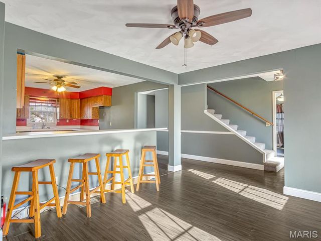 9 Parklane Drive, Troy, IL 62294