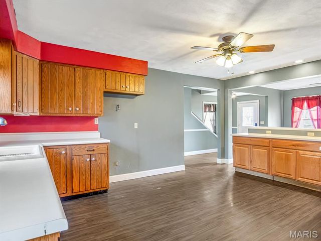 9 Parklane Drive, Troy, IL 62294