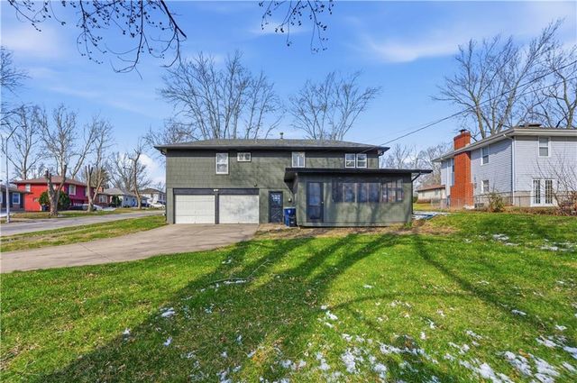 11629 Sycamore Street, Kansas City, MO 64134