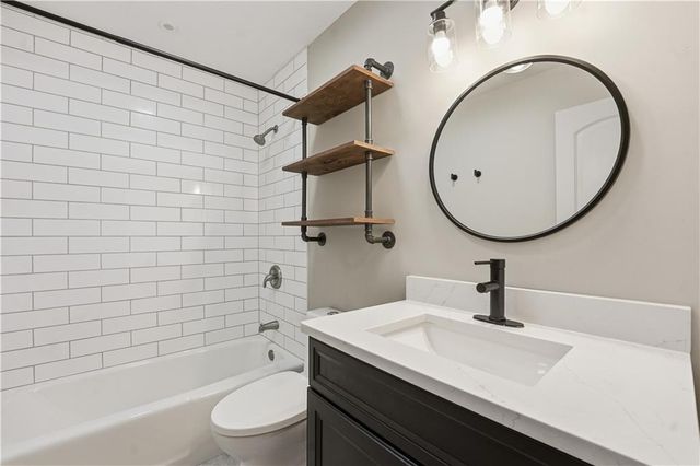 11629 Sycamore Street, Kansas City, MO 64134