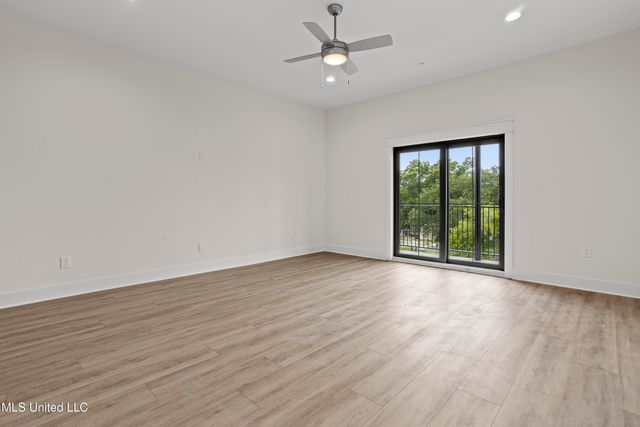 124 Court Unit #203 Street, Bay Saint Louis, MS 39520