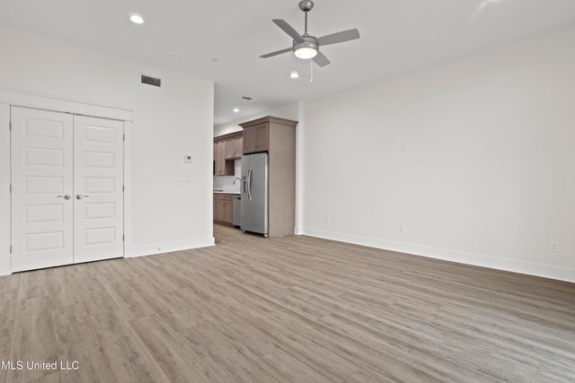 124 Court Unit #203 Street, Bay Saint Louis, MS 39520