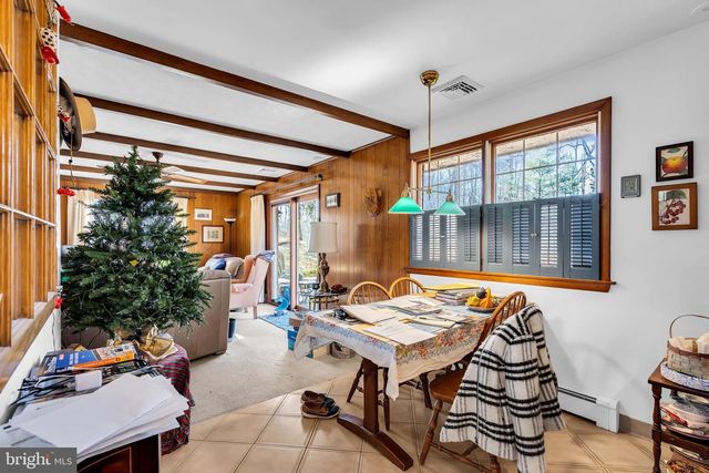 106 ROCKTOWN RD, Ringoes, NJ 08551