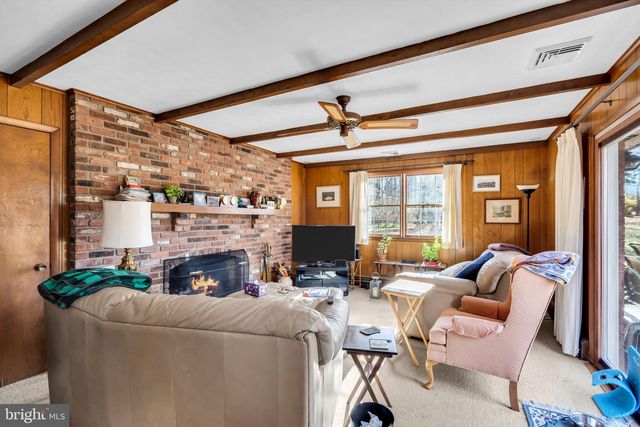 106 ROCKTOWN RD, Ringoes, NJ 08551