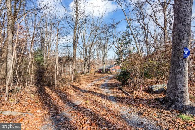 106 ROCKTOWN RD, Ringoes, NJ 08551