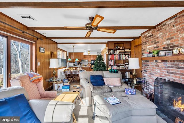 106 ROCKTOWN RD, Ringoes, NJ 08551