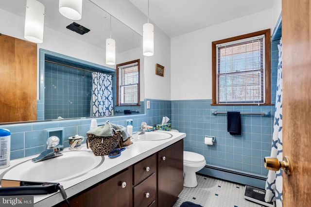 106 ROCKTOWN RD, Ringoes, NJ 08551