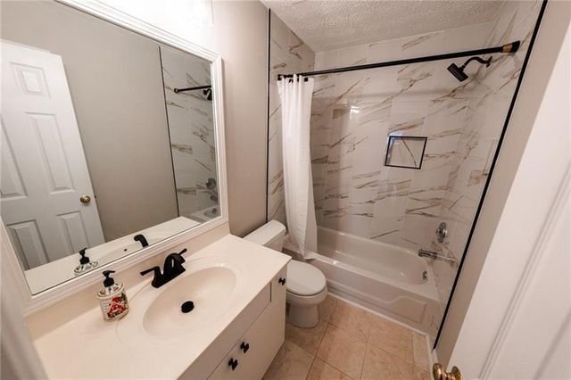 3820 Oak Park Drive, Suwanee, GA 30024