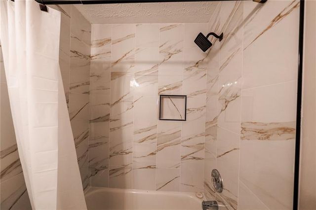 3820 Oak Park Drive, Suwanee, GA 30024