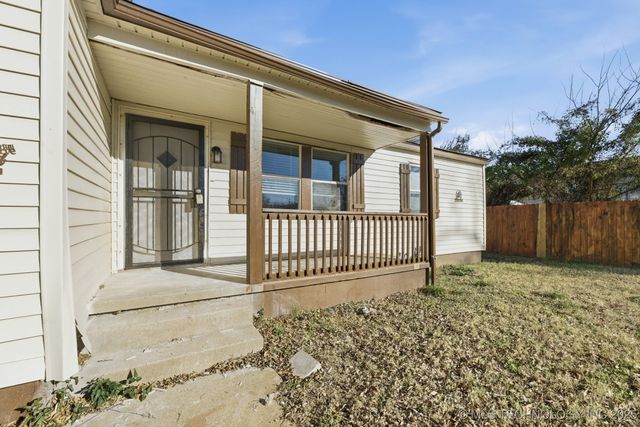 111 E 26th Place North, Tulsa, OK 74106