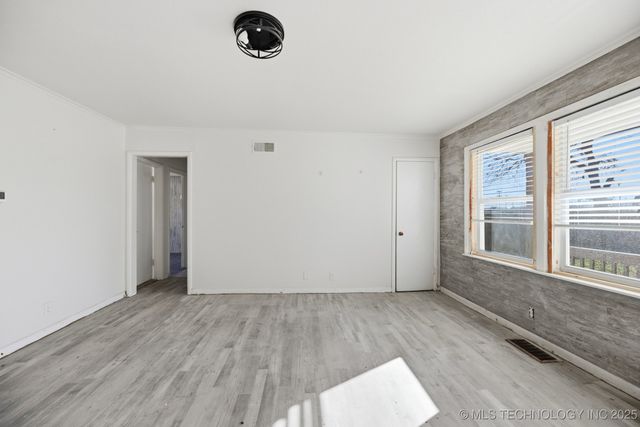 111 E 26th Place North, Tulsa, OK 74106