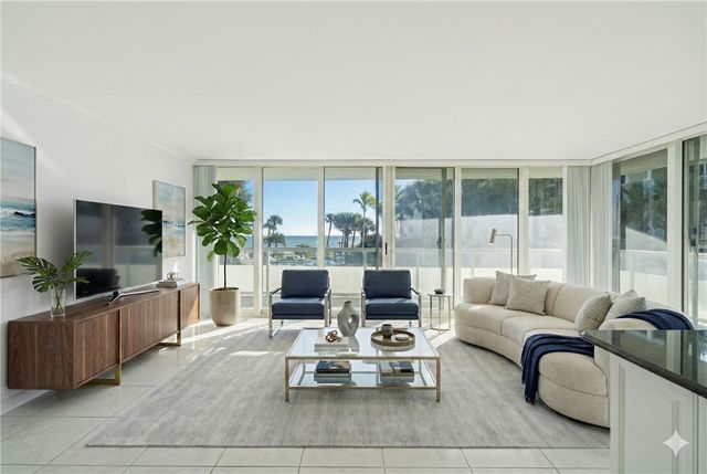 3554 Ocean Drive 204S, Vero Beach, FL 32963