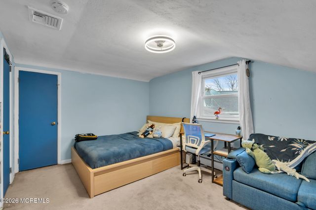 1129 Roe Avenue, Point Pleasant, NJ 08742