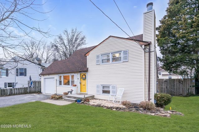 1129 Roe Avenue, Point Pleasant, NJ 08742