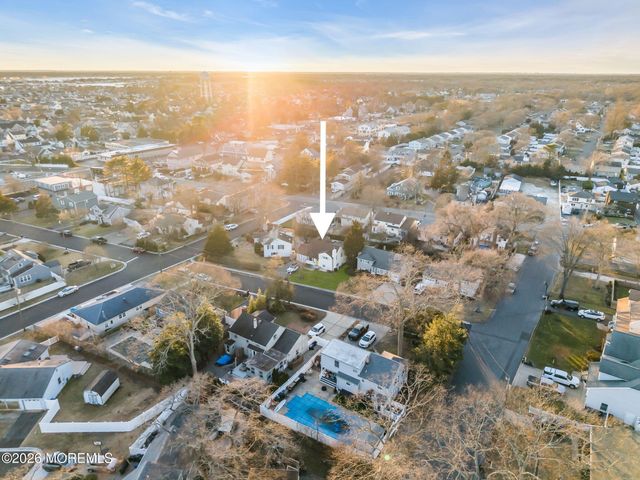 1129 Roe Avenue, Point Pleasant, NJ 08742