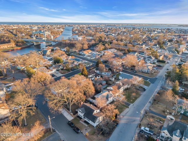 1129 Roe Avenue, Point Pleasant, NJ 08742