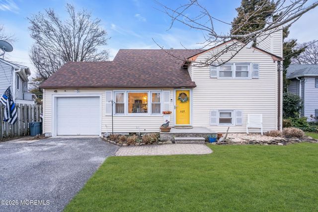 1129 Roe Avenue, Point Pleasant, NJ 08742