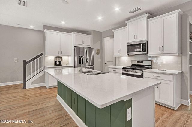 14113 BACKBARRIER Road, Jacksonville, FL 32224