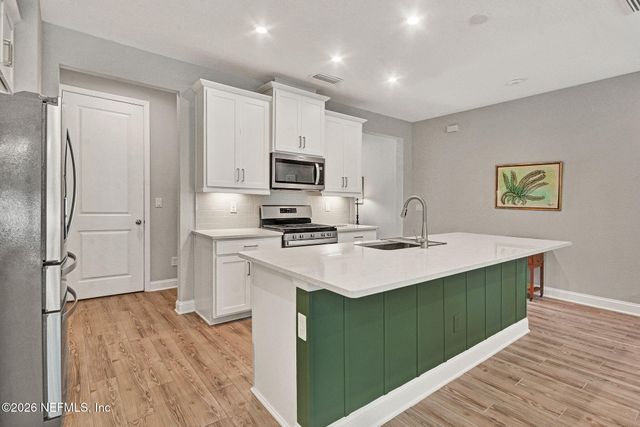 14113 BACKBARRIER Road, Jacksonville, FL 32224