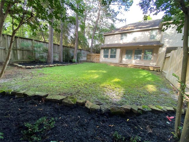 163 Ledgestone Place, The Woodlands, TX 77382