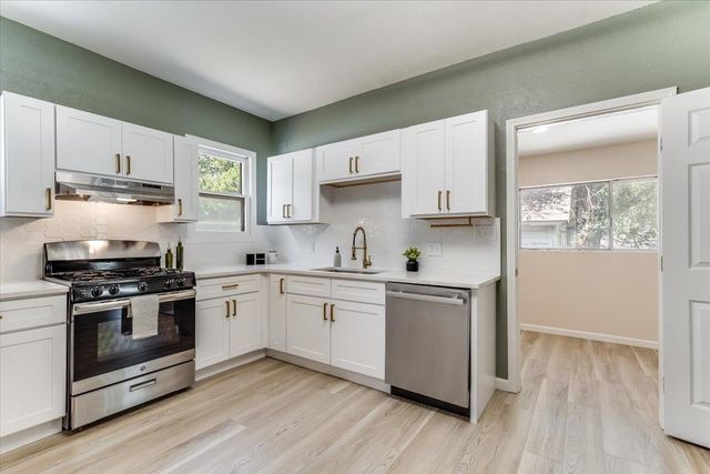 621 S Fern, Wichita, KS 67213