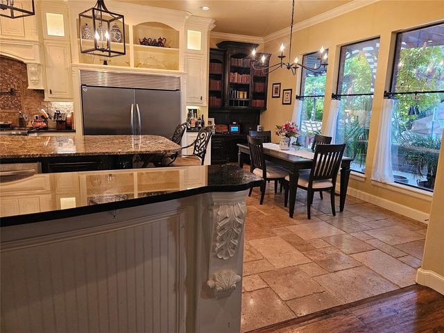 13613 Cascata Strada, Oklahoma City, OK 73170