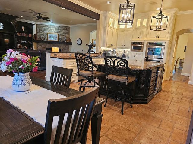 13613 Cascata Strada, Oklahoma City, OK 73170