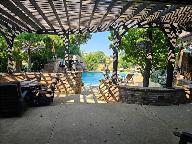 13613 Cascata Strada, Oklahoma City, OK 73170
