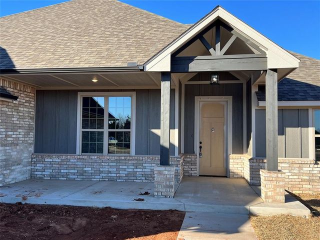 1922 Valley Ranch Road, Blanchard, OK 73010