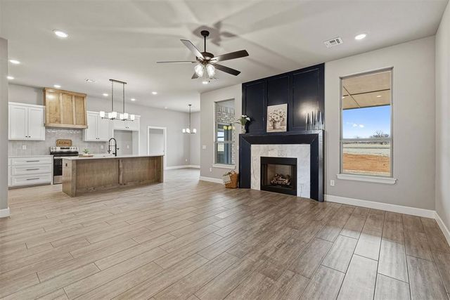 1922 Valley Ranch Road, Blanchard, OK 73010