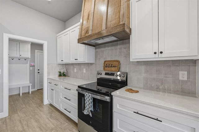 1922 Valley Ranch Road, Blanchard, OK 73010