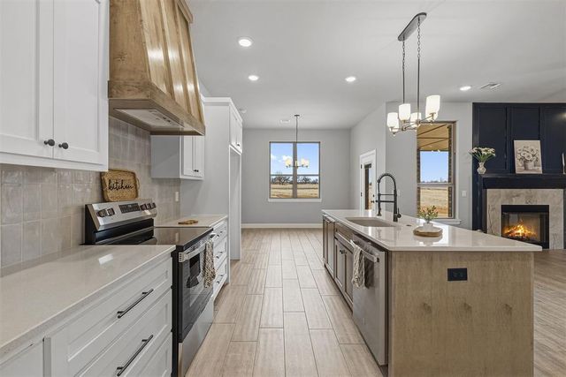 1922 Valley Ranch Road, Blanchard, OK 73010