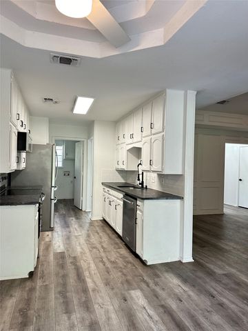 228 S Pearson Lane, Keller, TX 76248