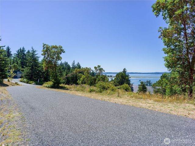 295 Rum Runner Rd, Lopez Island, WA 98261
