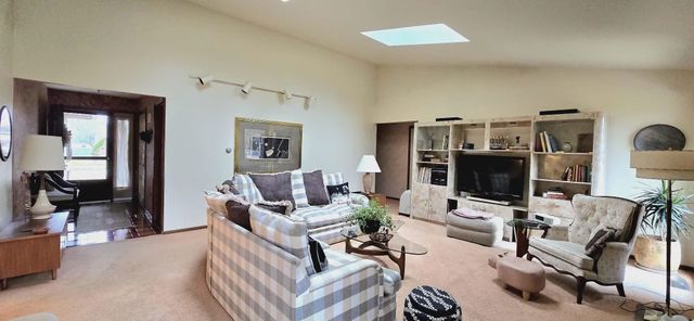 621 Ashwood Drive, Flushing, MI 48433