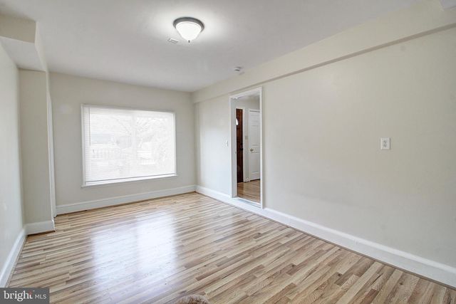 42 VICTORIA SQ, Frederick, MD 21702