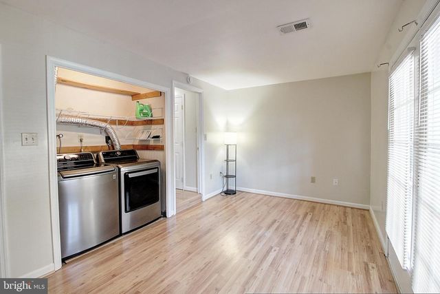 42 VICTORIA SQ, Frederick, MD 21702