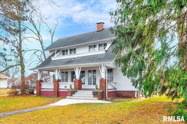 914 WASHINGTON Street, Pekin, IL 61554