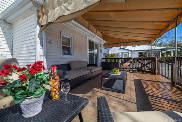 43 Garfield Place, East Rockaway, NY 11518