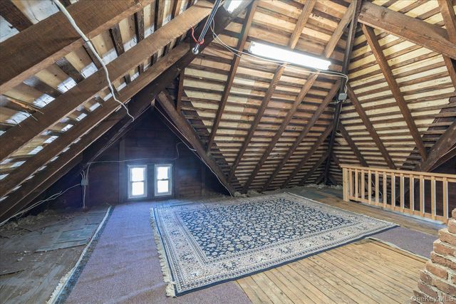 43 Garfield Place, East Rockaway, NY 11518