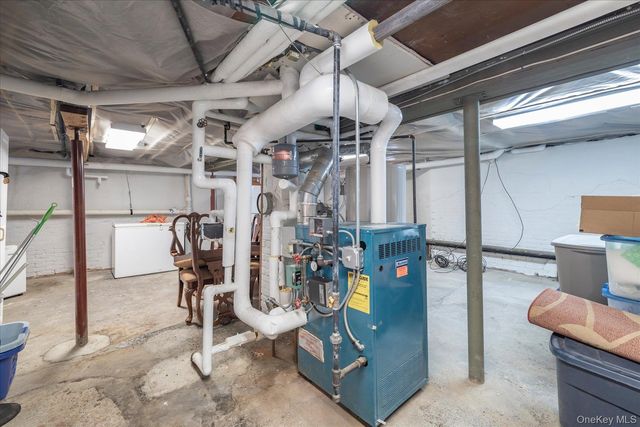 43 Garfield Place, East Rockaway, NY 11518