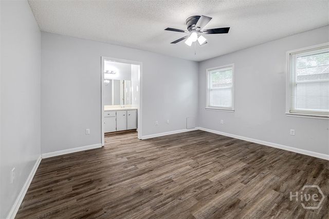 629 Honey Ridge Lane, Hinesville, GA 31313