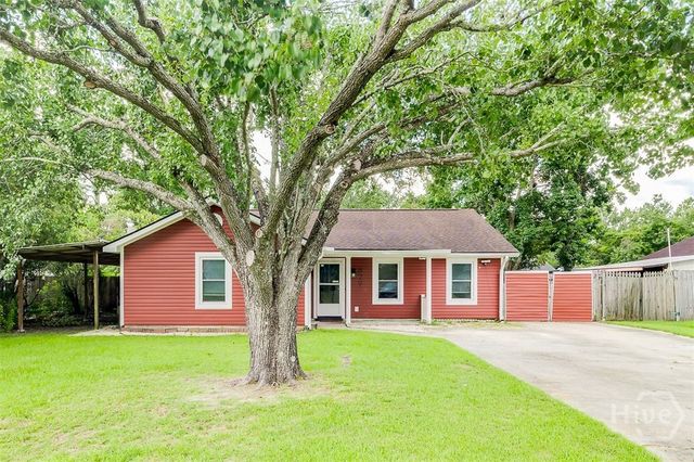 629 Honey Ridge Lane, Hinesville, GA 31313