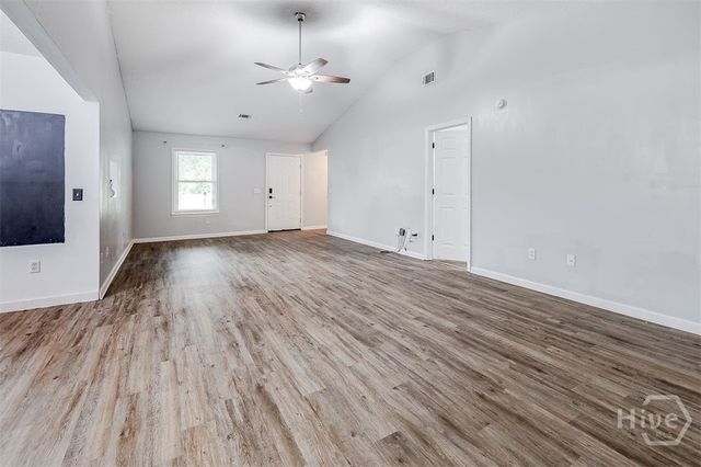629 Honey Ridge Lane, Hinesville, GA 31313