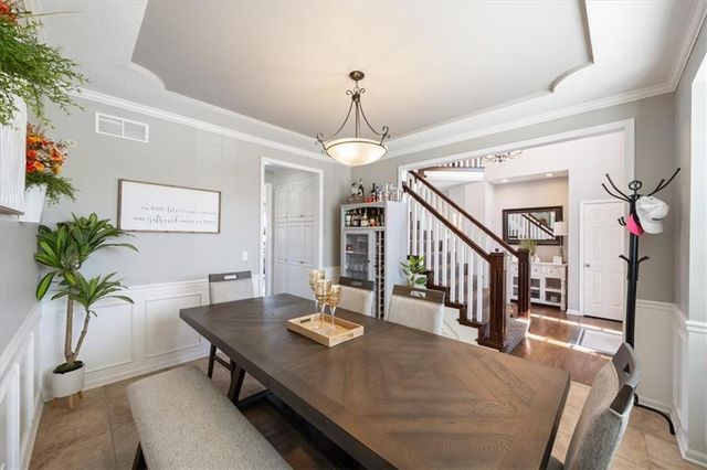 5924 NE Parks View Place, Lee's Summit, MO 64064