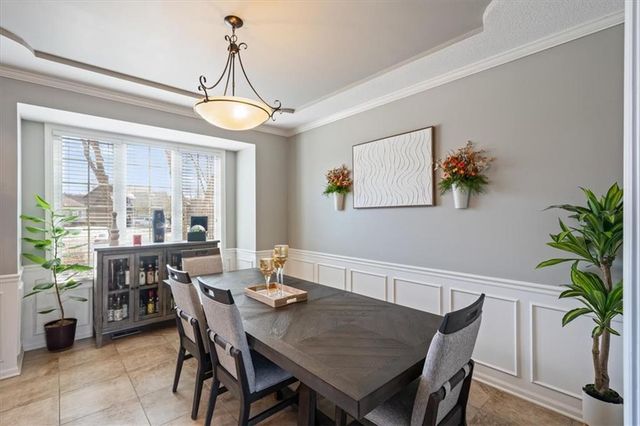 5924 NE Parks View Place, Lee's Summit, MO 64064