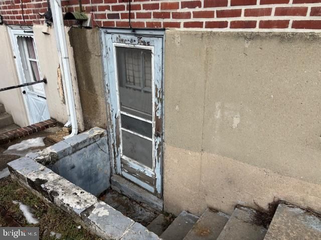 104 RHODES AVE, Collingdale, PA 19023