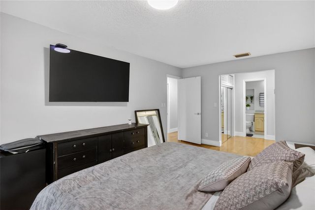 3331 Farragut Street 8d, Hollywood, FL 33021