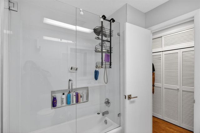 3331 Farragut Street 8d, Hollywood, FL 33021